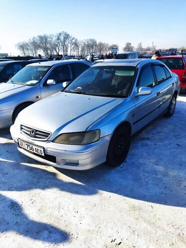 автомобиль хонда: Honda Accord: 2001 г., 2 л, Автомат, Бензин, Седан