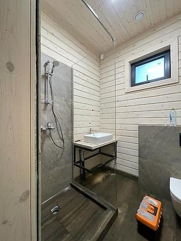 Душевые перегородки и ограждения: Душевые кабины в Бишкеке душевая перегородка стеклянные — 2