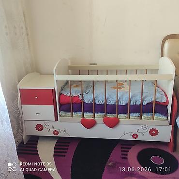 acar az: Oğlan və qız üçün, İşlənmiş, Dördbucaq, Beşik, Dəstsiz, Matrassız, Yellənmə mexanizmi ilə — 2