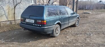 Volkswagen: Volkswagen Passat: 1989 г., 1.8 л, Механика, Бензин, Универсал