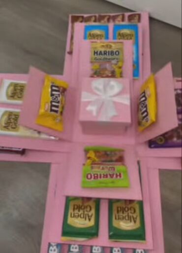 kəpənək gülü: Her bir zovge uygun buketler, giftboxlar hazirlanir.Hem sabundan, hem