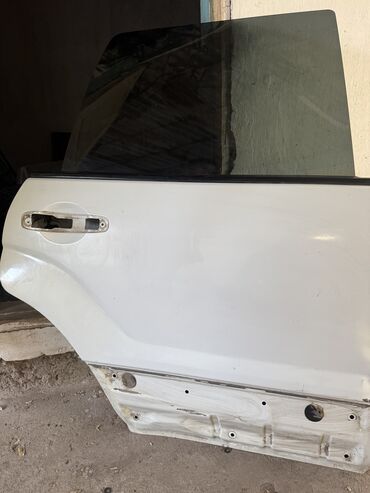 Двери и комплектующие: Дверь Передняя правая Subaru, Б/у, Оригинал at lalafo.kg — 9 Двери и комплектующие: Дверь Передняя правая Subaru, Б/у, Оригинал — 9