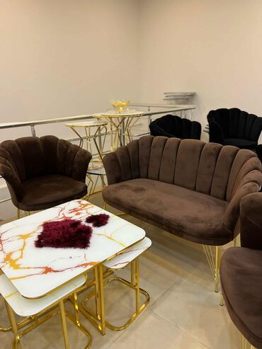 Stilske garniture: Shell set ( 2 fotelje + dvosed ) ✨ -Cena za set : 450 € Pojedinačno — 14