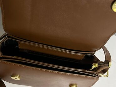 кошелек кожа: Кроссбоди сумка женская, коричневая - Материал: гладкая эко‑кожа. -