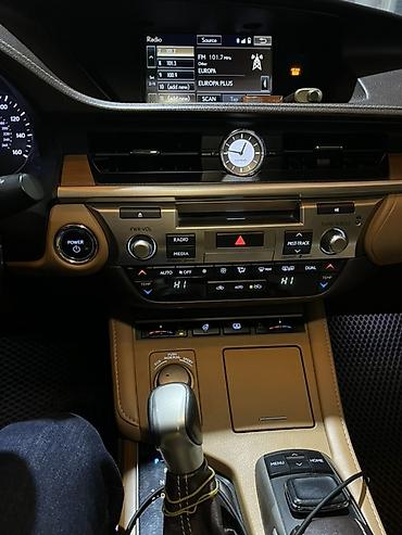 Lexus: Lexus ES: 2016 г., 2.5 л, Вариатор, Бензин, Седан — 9