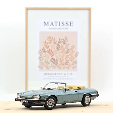 sliku: Jaguar XJ-S 5.3 H.E. Convertible 1988 – Light Blue Metallic – Norev 🚗💙 — 1