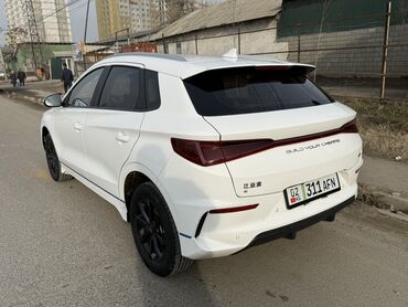 BYD: BYD E2: 2022 г., 10 л, Автомат, Электромобиль, Кроссовер — 6