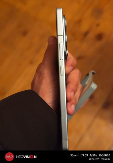 Infinix: Infinix Note 50 Pro — 2