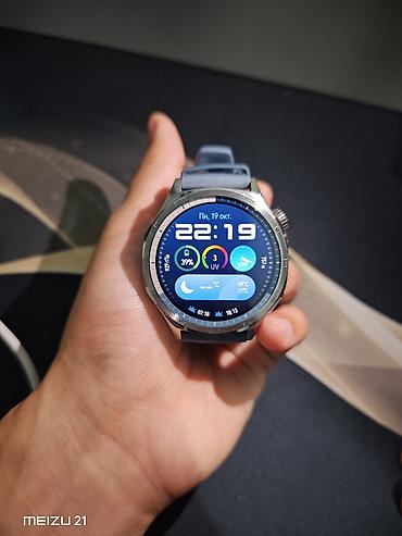 amazon oasis: Huawei watch GT 5 
состояние хорошее 
батарея держит 6-7 дней — 1