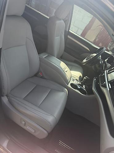 Унаа сатуу: Toyota Highlander: 2019 г., 3.5 л, Вариатор, Гибрид, Кроссовер — 7