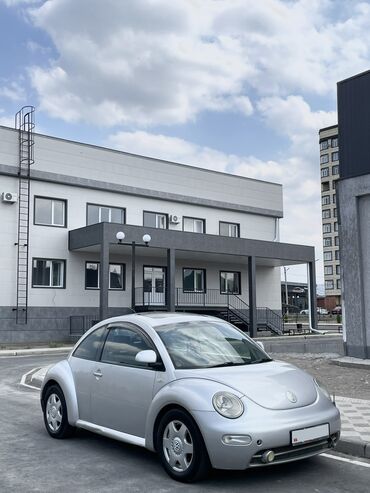 авто ижара: Volkswagen Beetle: 2001 г., 2 л, Автоматтык, Бензин, Хетчбек