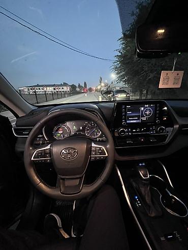 tayota progres: Toyota Highlander: 2022 г., 2.5 л, Автомат, Гибрид, Кроссовер — 5