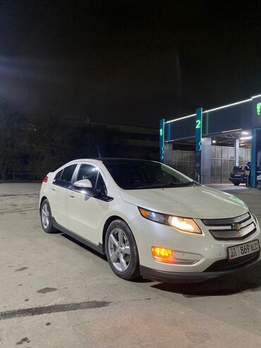 Chevrolet: Chevrolet Volt: 2012 г., 1.4 л, Вариатор, Электромобиль, Хэтчбэк