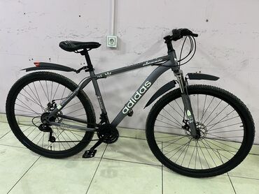 velsepet: İşlənmiş Şəhər velosipedi Adidas, 29", sürətlərin sayı: 21, Ödənişli çatdırılma