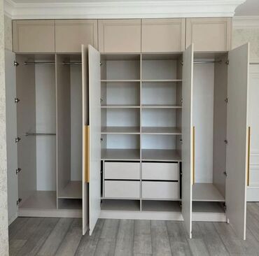 goranboy mebel salonlari: Новый, Распашной, 5 дверей Прямой шкаф, Шкаф-вешалка, Азербайджан