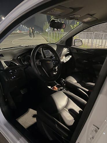 спотер: Chevrolet Spark: 2020 г., 1 л, Автомат, Бензин, Хэтчбэк — 10