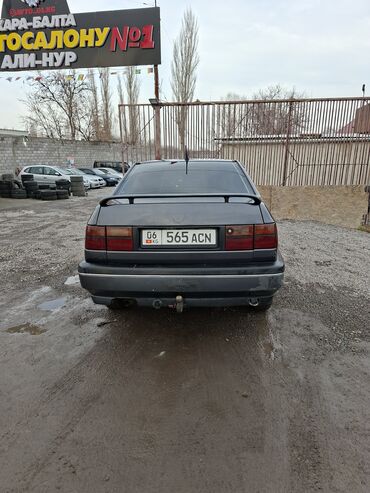 Volkswagen: Volkswagen Vento: 1995 г., 1.8 л, Механика, Бензин, Седан — 4