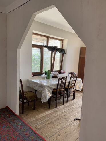 bir otaqlı ev satılır: 3 комнаты, 120 м², Нет кредита, Средний ремонт