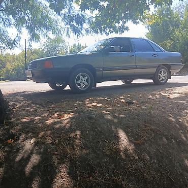 Audi: Audi 100: 1985 г., 1.8 л, Механика, Бензин, Седан — 2