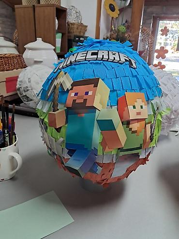 biljke: Praznična piñata kugla – tematske dekoracije za dečije proslave - — 4