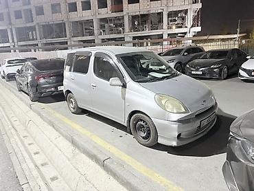1: Toyota Funcargo: 2001 г., 1.3 л, Бензин — 1