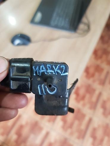 gps tracker: Toyota Mark 2 110 датчик абсолютного разряжения, Тойота Марк 2 110 — 2