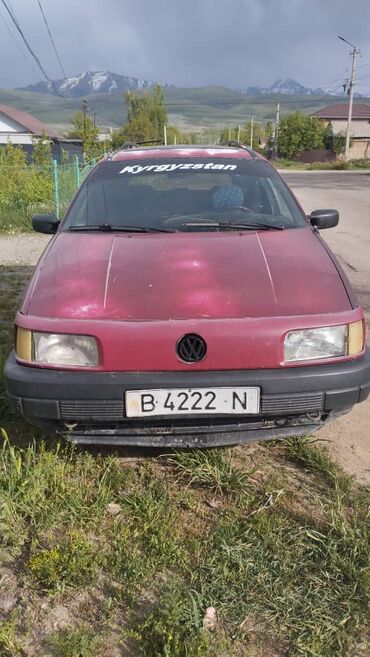легковой авто: Volkswagen Passat CC: 1989 г., 1.8 л, Механика, Бензин, Универсал