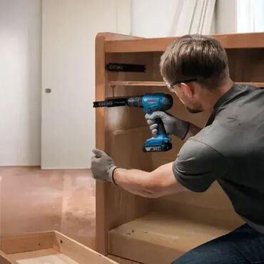 Akumulatorske bušilice: Tehnički podaci Dodatni podaciNapon akumulatora18,0 VObrtni momenat — 4