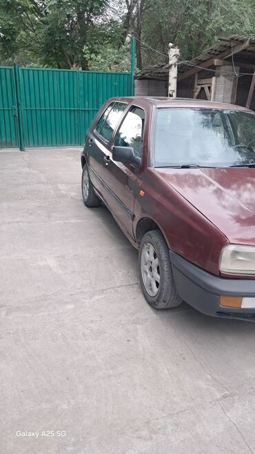 замок гольф 3: Volkswagen Golf: 1993 г., 1.4 л, Механика, Бензин, Хэтчбэк