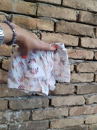 smaragdno zelena: Set kratkih pantalonica za bebe, uzrast 12–18 meseci. - Komplet od 3 — 1