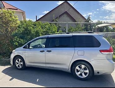 honda 2: Toyota Sienna: 2011 г., 3.5 л, Автомат, Газ, Минивэн — 4
