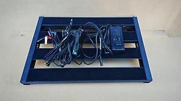 Ostali muzički instrumenti: HARLEY BENTON SPACESHIP POWER 40-B PEDALBOARD POWERBAR40 | — 12