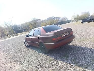 mini ev: Volkswagen Vento: 1997 г., 1.8 л, Механика, Бензин, Седан — 4