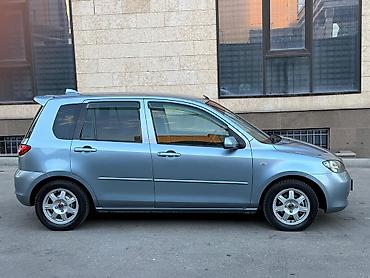 Mazda: Mazda Demio: 2003 г., 1.3 л, Автомат, Бензин, Хэтчбэк at lalafo.kg — 5 Mazda: Mazda Demio: 2003 г., 1.3 л, Автомат, Бензин, Хэтчбэк — 5