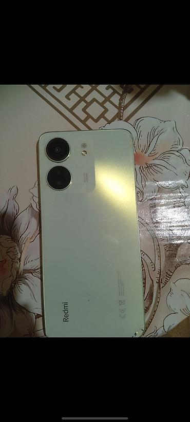 Мобильные телефоны: Redmi, Redmi 13C, Б/у, 256 ГБ, цвет - Зеленый, 2 SIM — 3
