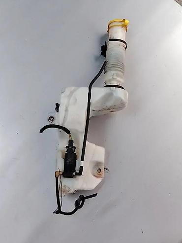 Car Parts & Accessories: Fiat 500x posuda za brisace. Fiat 500x posuda za brisace Kontakt 0 0 — 1