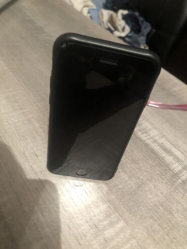 apple airpods: IPhone 6s, Б/у, 32 ГБ, Черный, Зарядное устройство, Защитное стекло, Чехол, 96 %
