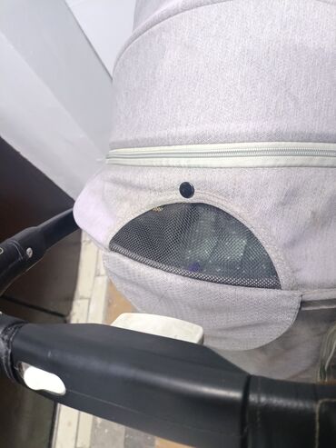 Коляски: Коляска, цвет - Серебристый, Б/у — 2