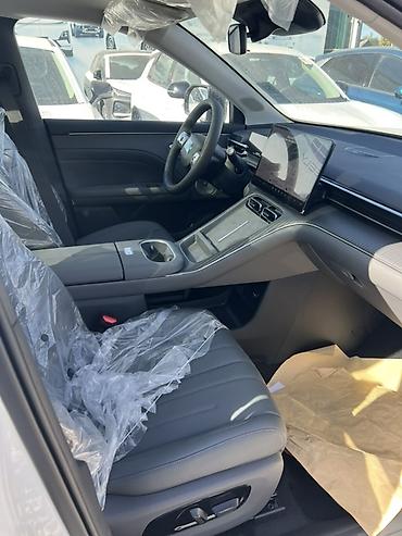 lexus rx 450h 2020: Aion – электрический кроссовер (белый цвет кузова) с современным — 3