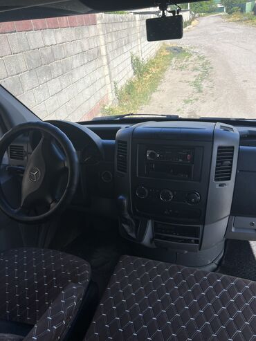 Легкий грузовой транспорт: Легкий грузовик, Б/у at lalafo.kg — 15 Легкий грузовой транспорт: Легкий грузовик, Б/у — 15