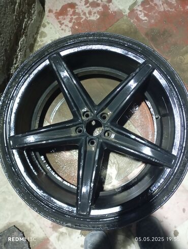 avtomobil alıram: İşlənmiş Disk təkər Audi 255 / R 22, 5 Boltlu