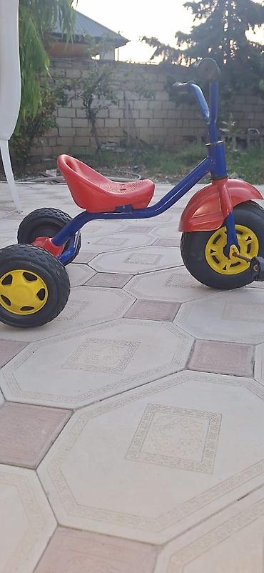 velosiped 3 teker: Uşaq üçtəkərli velosipedi - Rəng: mavi gövdə, qırmızı oturacaq və — 3