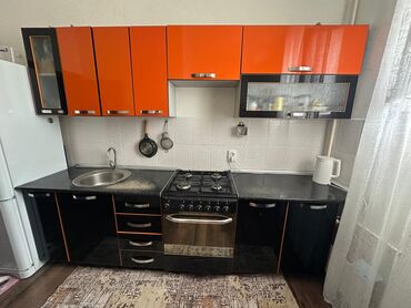 продаю кухонный гарнитур: Кухонный гарнитур, Б/у, ДСП, Самовывоз