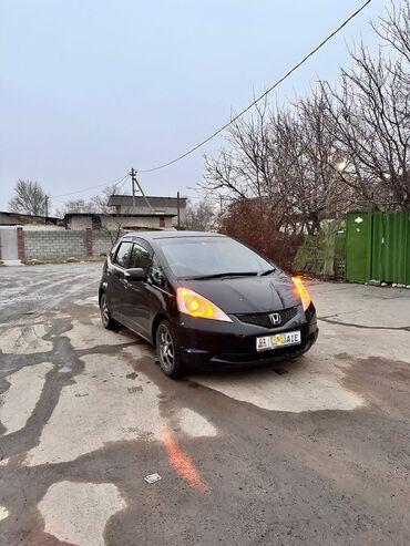 Honda: Honda Fit: 2008 г., 1.3 л, Вариатор, Бензин, Хэтчбэк