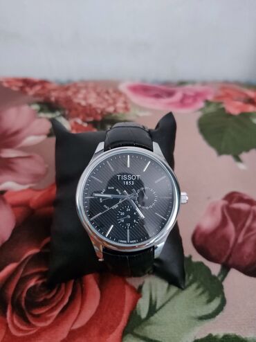наручные часы seiko: Продаю шикарные мужские часы,от всемирно известного бренда Tissot