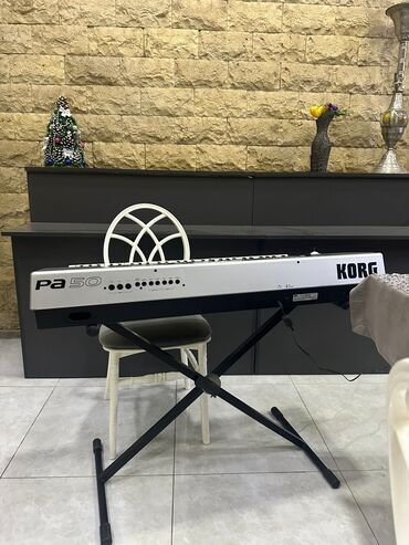 CD, DVD disklər və kassetlər: Sintezator, Korg