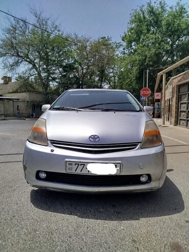 ucuz priuslar: Toyota Prius: 1.5 l | 2005 il Hetçbek