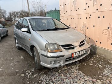 Nissan: Nissan Almera Tino: 2002 г., 2 л, Вариатор, Бензин, Хэтчбэк