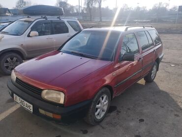 Volkswagen: Volkswagen Golf Variant: 1994 г., 1.8 л, Механика, Бензин, Универсал