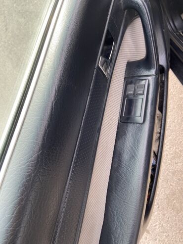 Audi: Audi 100: 1993 г., 2.3 л, Механика, Бензин, Седан — 6